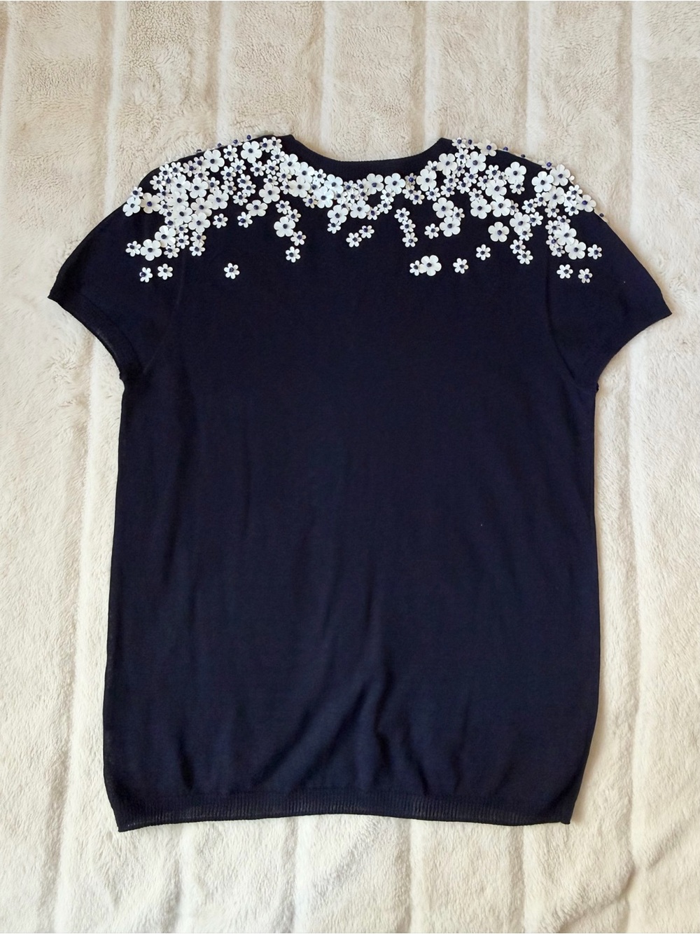 Tory Burch Flower Sequin Short Sleeve Top Navy White Size Medium - Picture 2 of 4